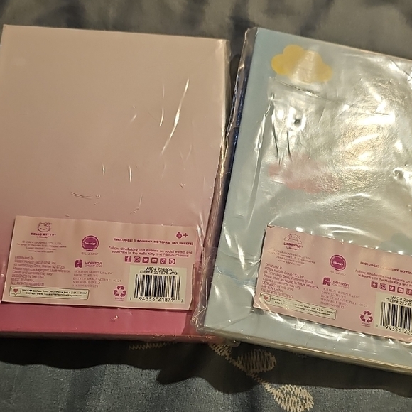 Hello Kitty and Cinnamoroll Notebooks - Picture 2 of 2